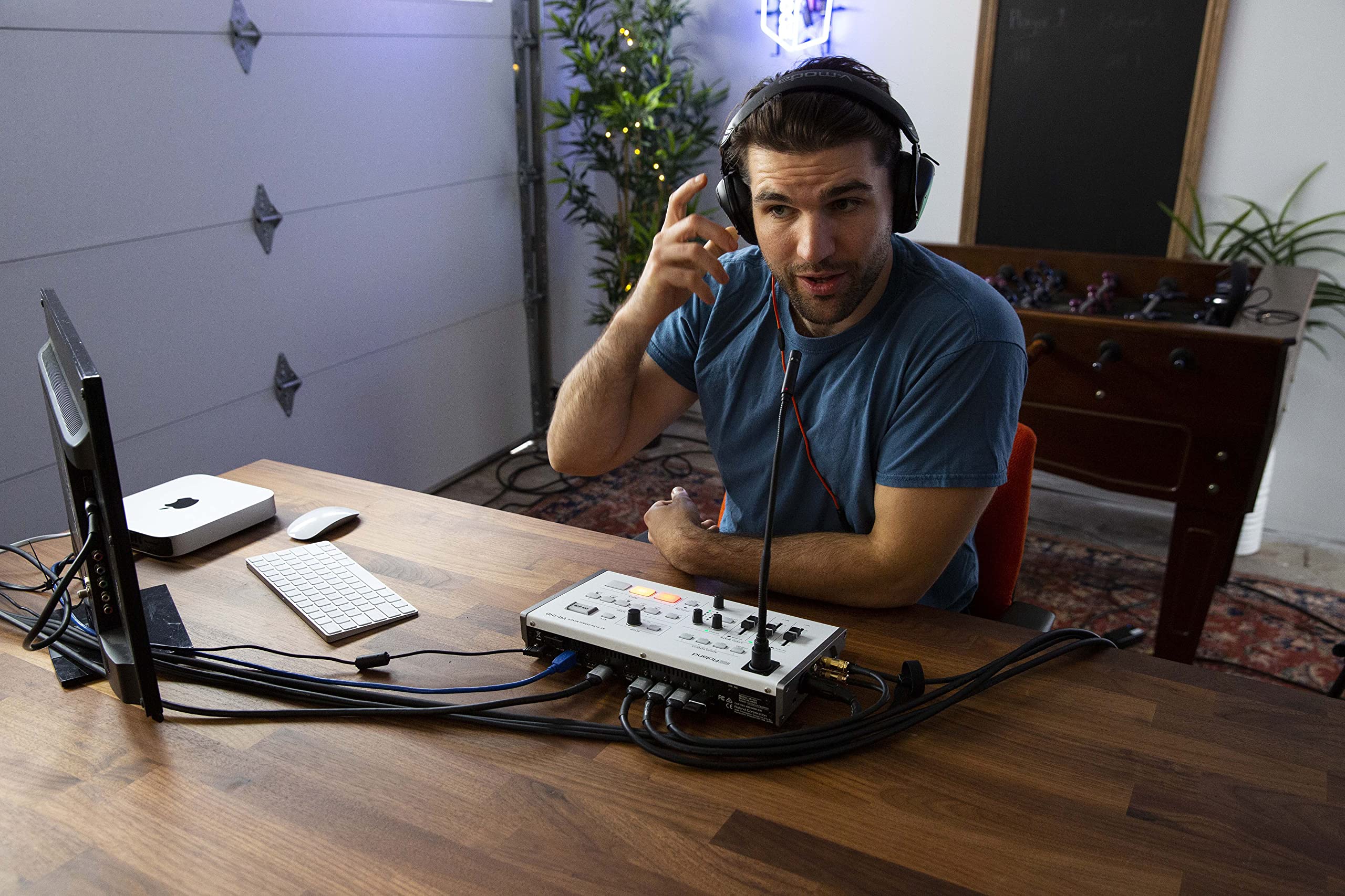 Roland VR-1HD AV Streaming Mixer, progettato per il broadcasting live
