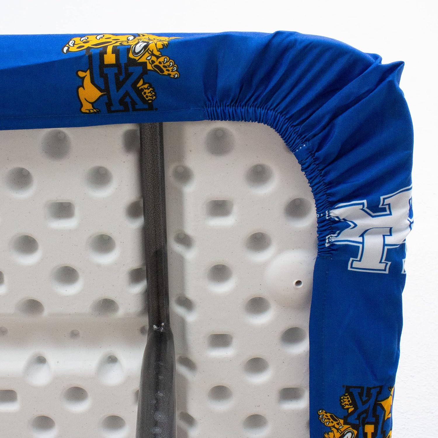 College Covers NCAA Unisex-Adult Modern