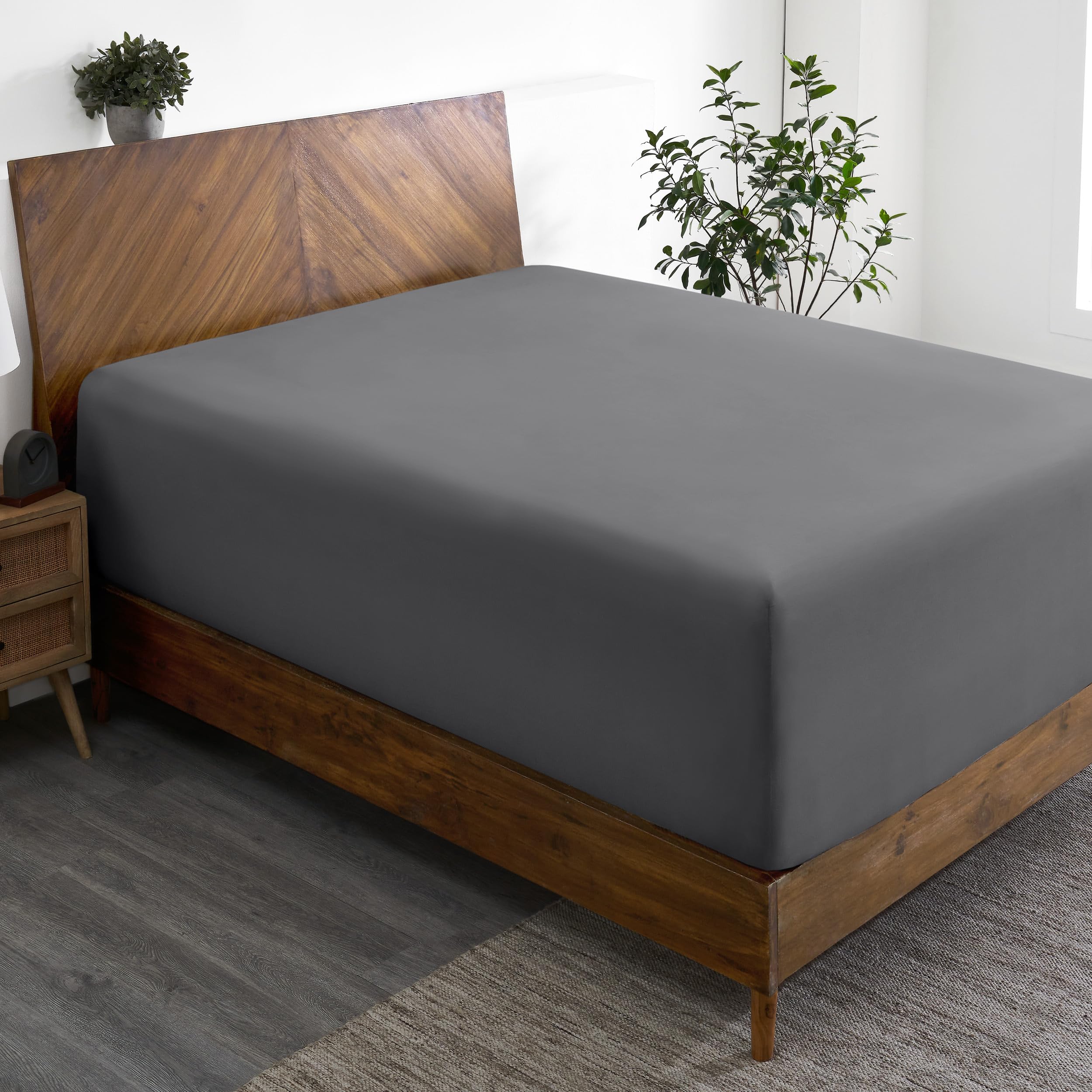 Bare Home Queen Fitted Sheet - Extra Deep Pocket Fitted Sheet - Premium 1800 Microfiber - Ultra-Soft Wrinkle Free - Queen Deep Pocket Bottom Sheets (Queen - 11" to 22" Pocket, Grey)