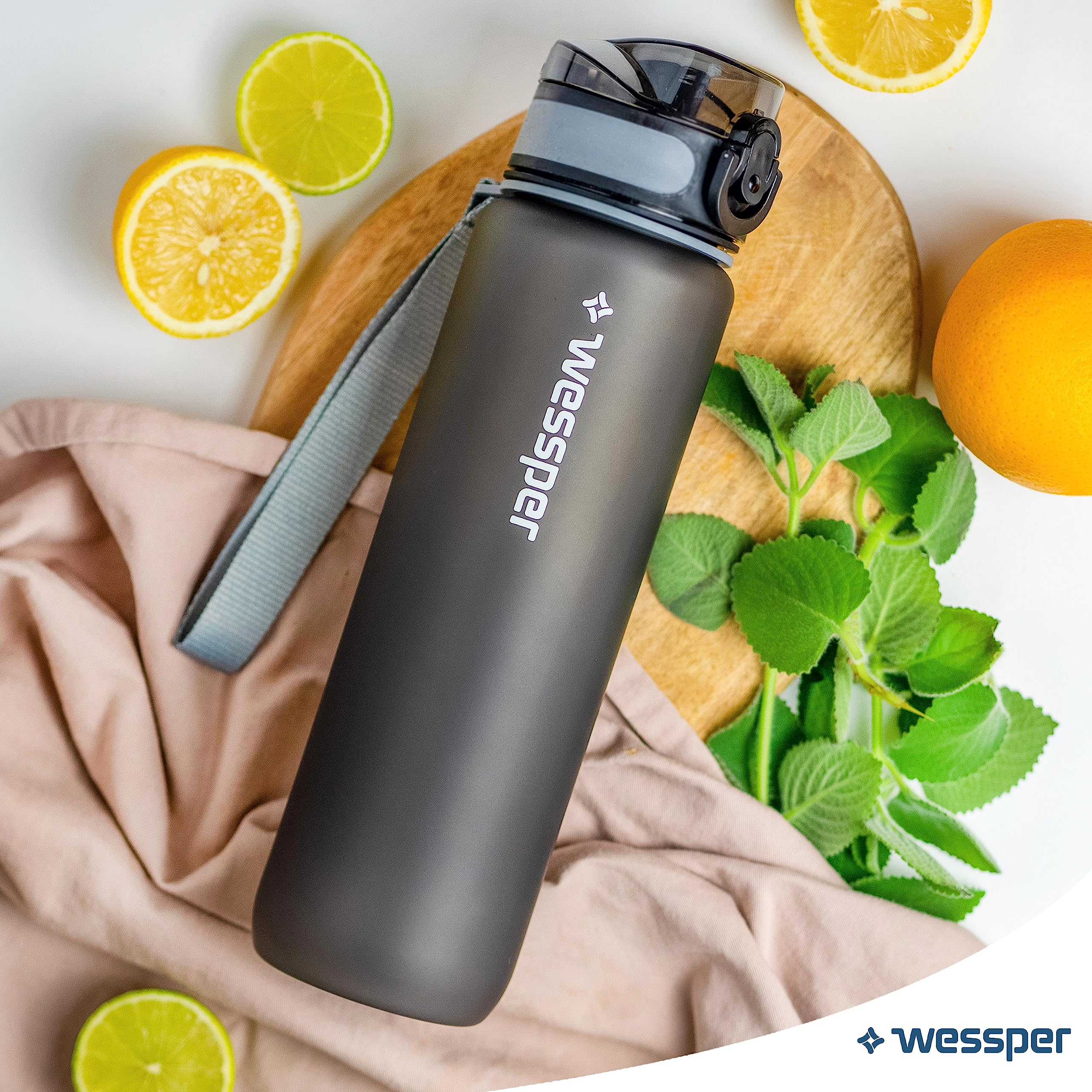Wessper Active Max Tritan Butelka na wodę o pojemności 1 l, z oznaczeniem czasu, nie zawiera BPA, szczelna, 1 l, na rower, do szkoły, dla dzieci, na wędrówki, sport, szara
