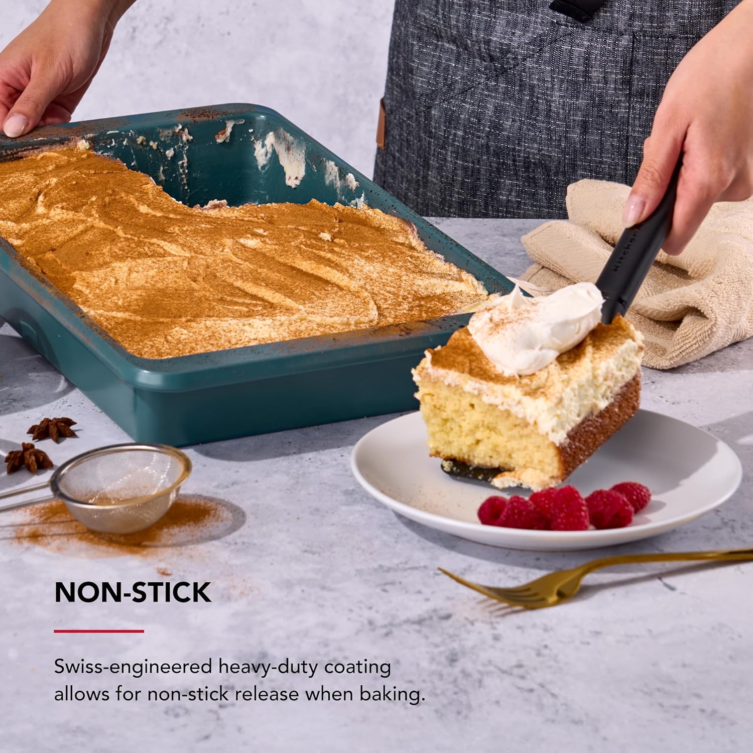 KitchenAid Nonstick Swiss Engineered Aluminized Steel Cake Pan, Dishwasher Safe, Agave, 9 x 13 Inch - Image 4