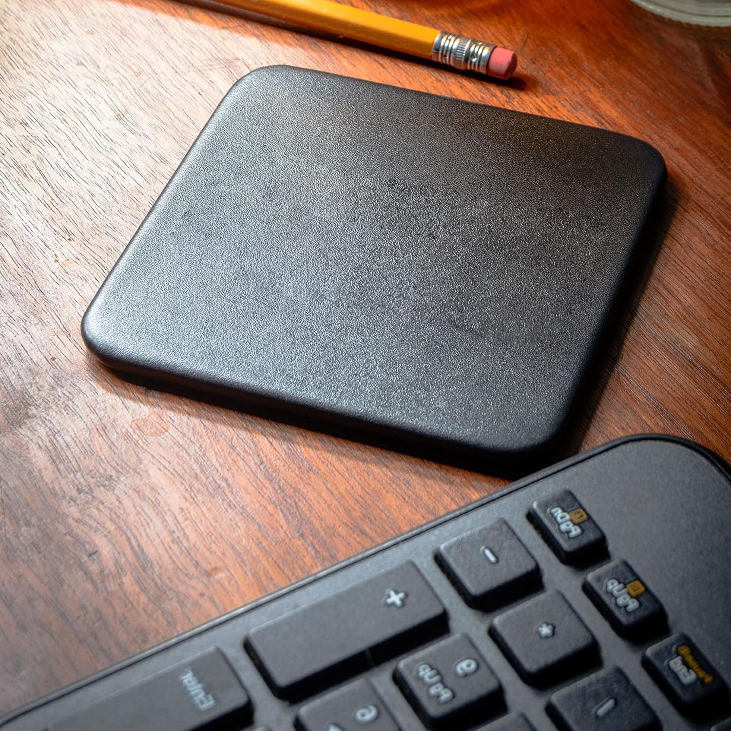 Dacasso 4 Coaster Set, Square - Classic Black Leather Luxury Executive Decor and Desk Surface Protector