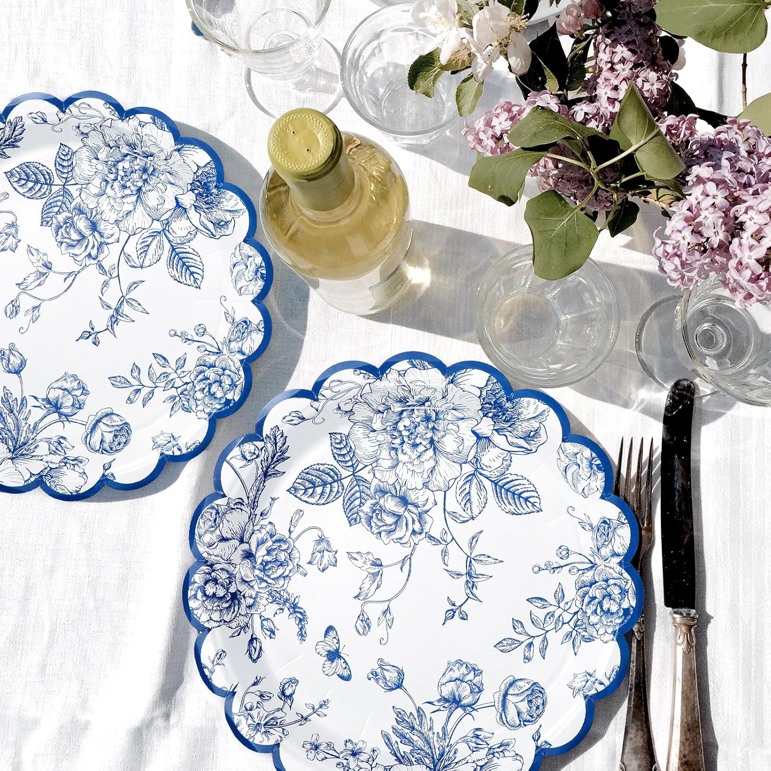 JarThenaAMCS 50Pcs Blue and White Floral Paper Plates Chinoiserie Vintage Flowers Scalloped Disposable Plates Decorative Dinner Plates for Birthday Baby Shower Wedding Table Decor - Image 4