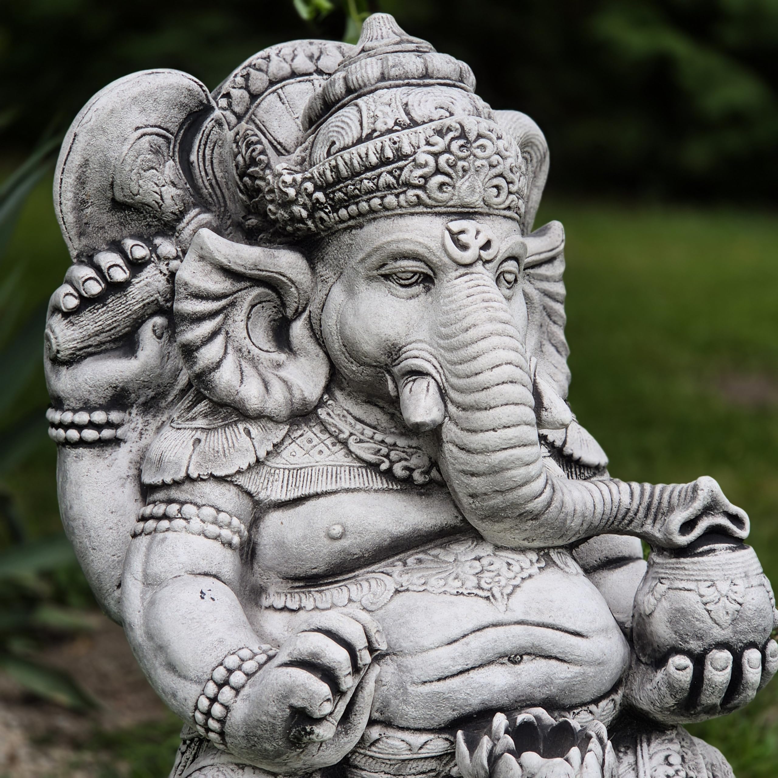 FABRIQ Große Ganesha Steinfigur 62 cm – 57 kg – Steinguss Buddha Elefant – Wetterfest & frostbeständig