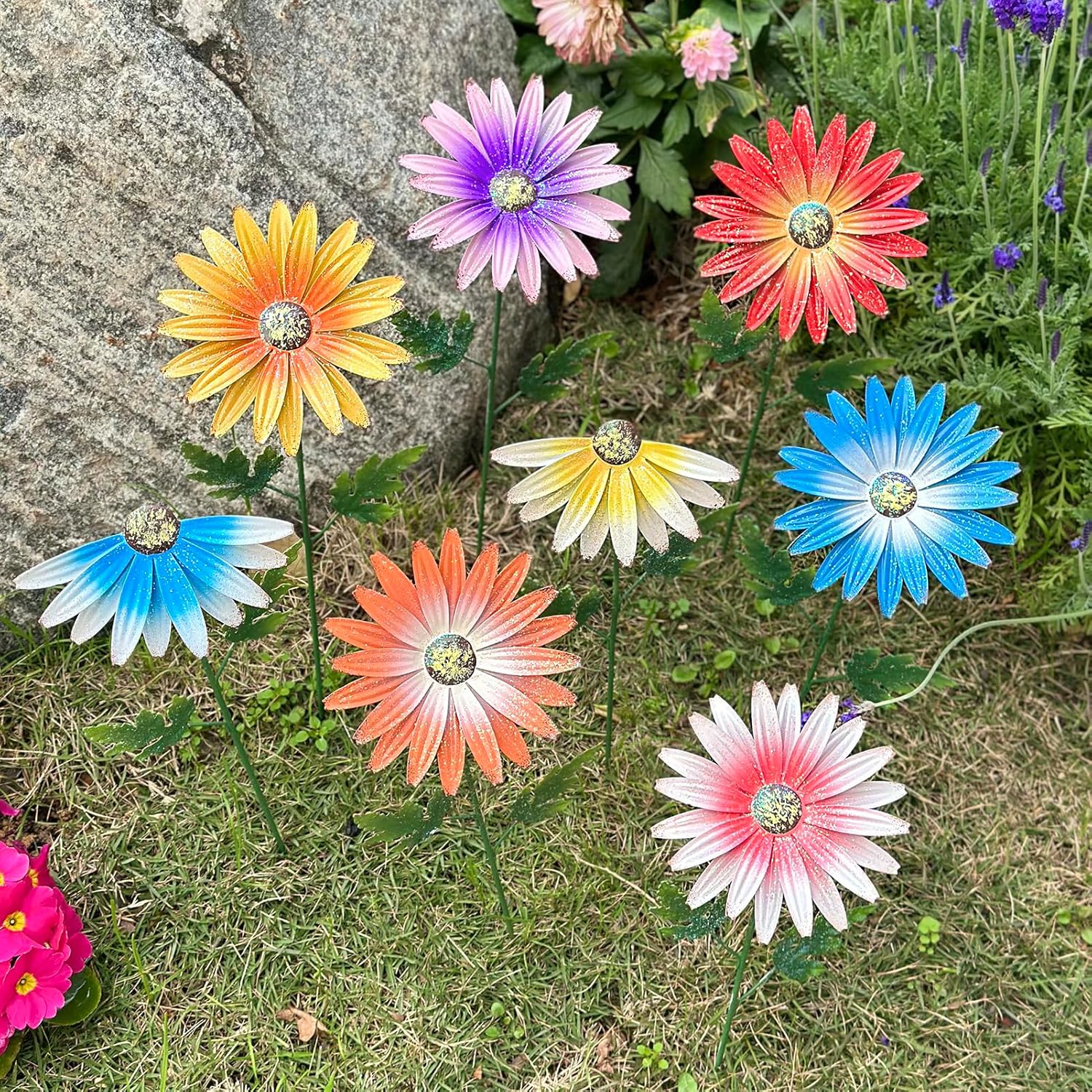 Metal Flowers for Outside, 8 Pack Decorative Garden Stakes with Spring Design, 16.5 Inch Handmade Iron Outdoor Metal Garden Decor, Flickering Daisy Yard Art for Patio Lawn