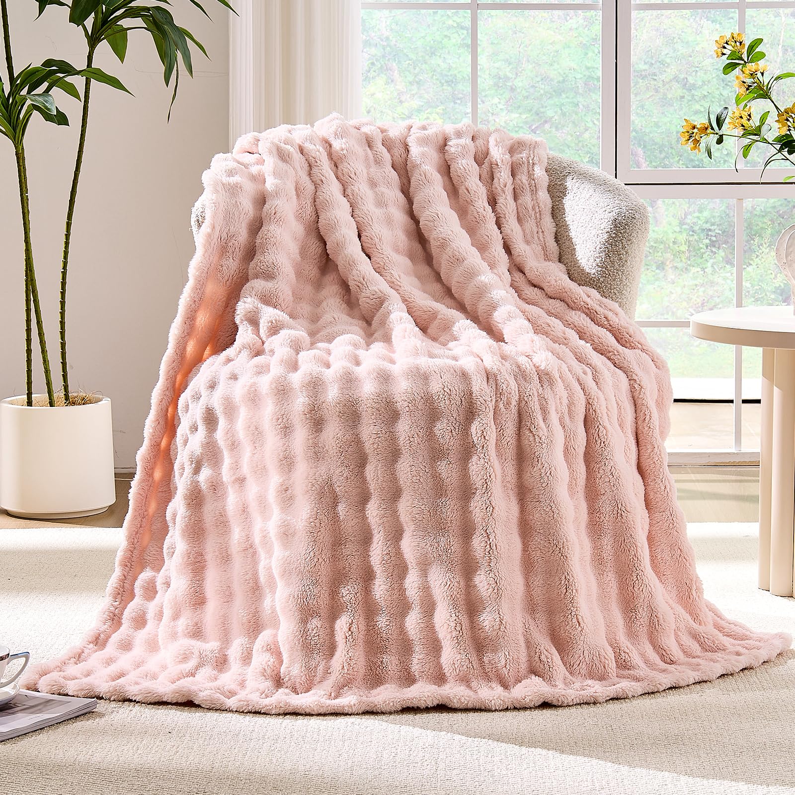 Wajade Pink Bubble Throw Blanket