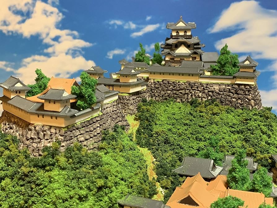 ジオラマ城 016完成品□箕輪城 城コレ ケース付き サイズ(W113×D92×H113mm) 日本の