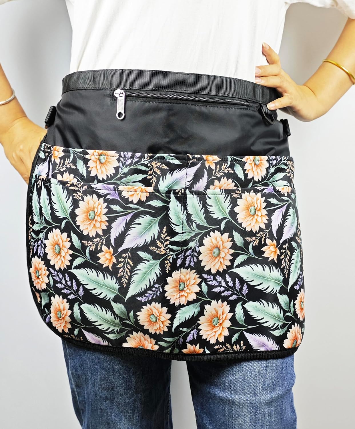 Waterproof Server Apron for Women with 7 Pockets,Quickly Put on and Take off Waitress Apron,Work Apron for Bartender Barista - Image 4