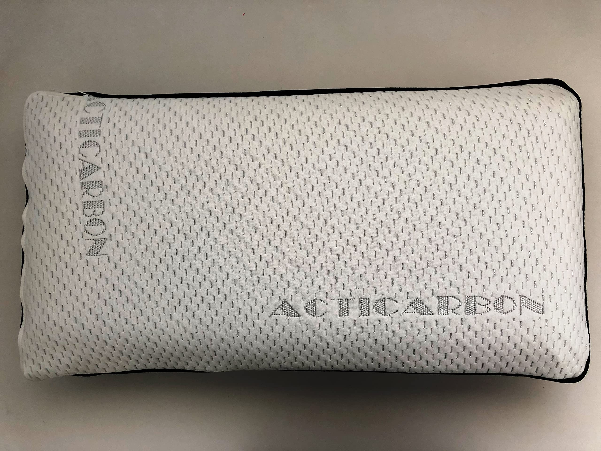 DONATELLA Almohada Carbono - Blanco, 105 cm.