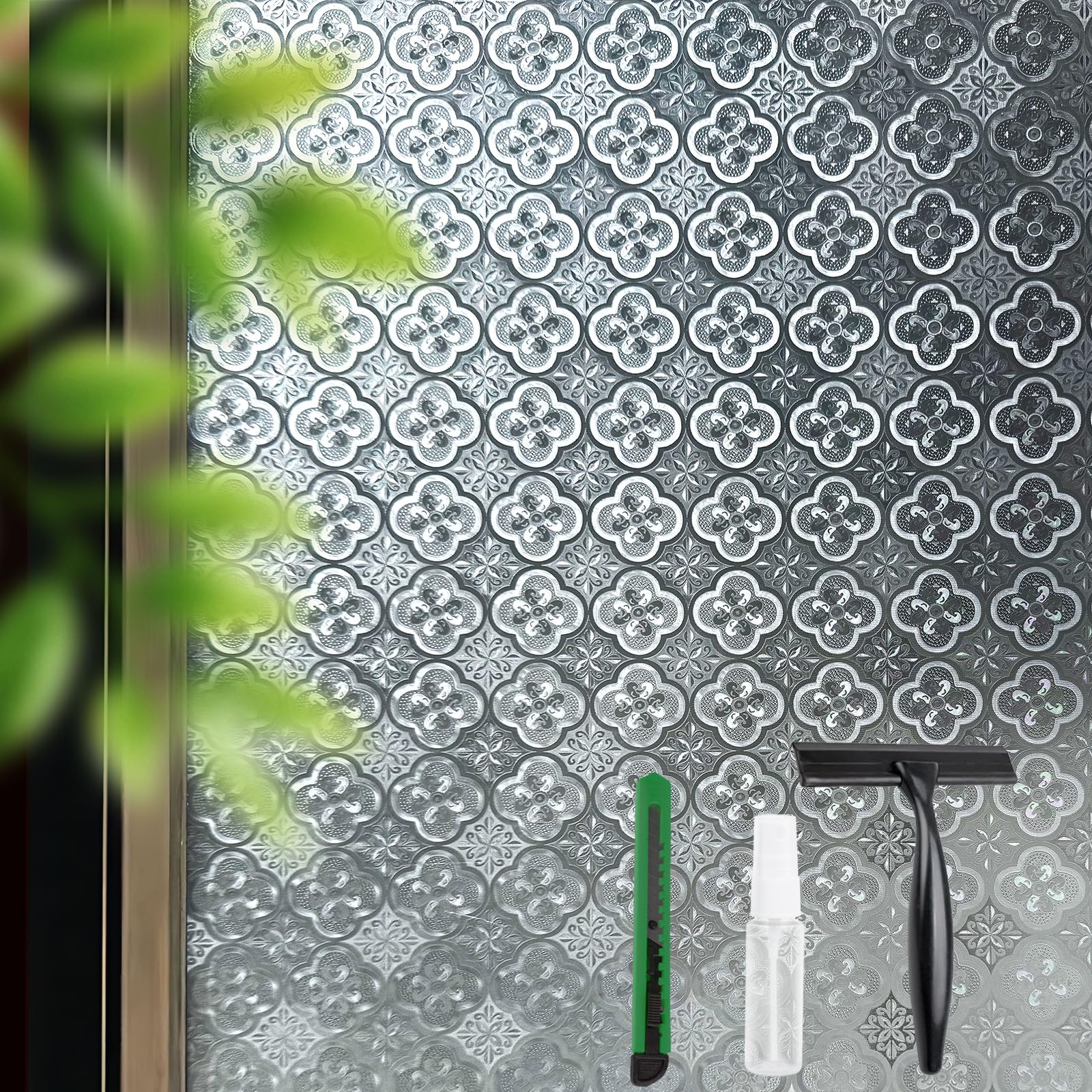 Bir qiz yigitga minatka beradi va uning spermasini yutadi