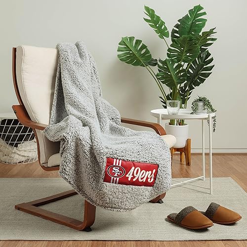 Miniatura 1 de FOCO Manta Sherpa de nube con logotipo grande del equipo de la NFL, 60 x 70 pulgadas