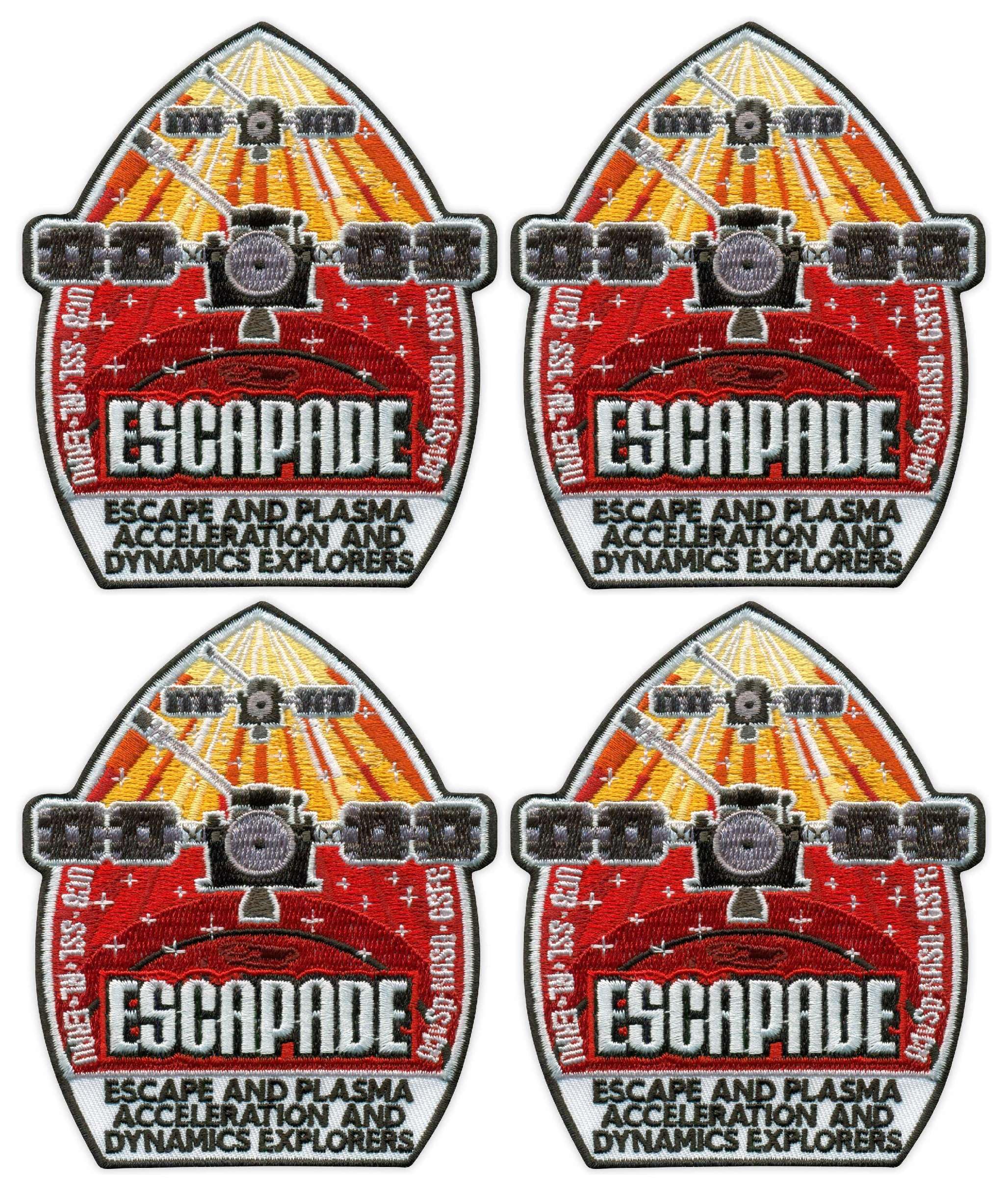 Set di quattro toppe ricamate con scritta "Patchion Escapade", termoadesivo/termoadesivo
