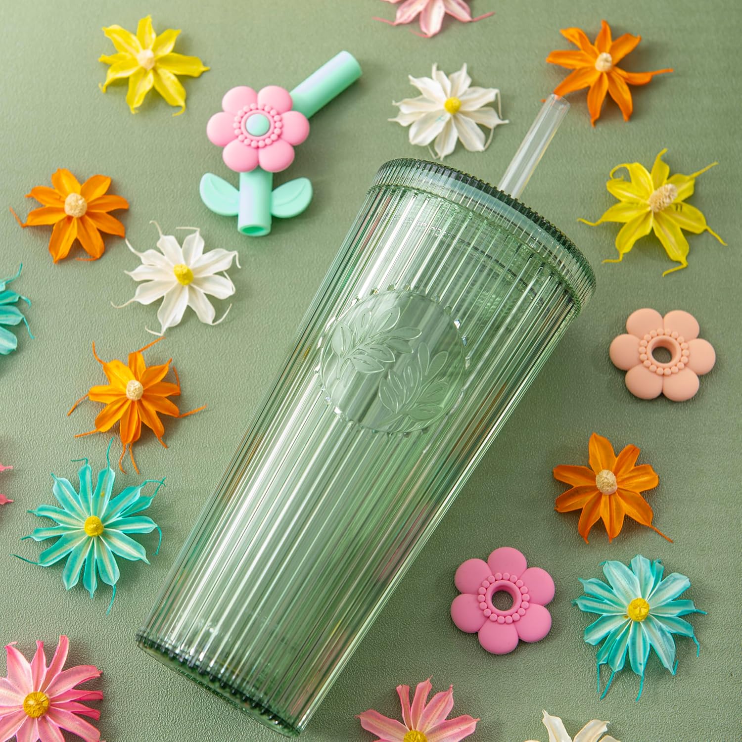 Bzyoo 26oz BPA Free Tumbler with Straw & Lid - Cute Flower Silicone Straw Tips, Liner Grip Design for Easy Hold, Personalized & Unique Elbow Shape - Perfect for Office, and Everyday Use (color: Green) - Image 2