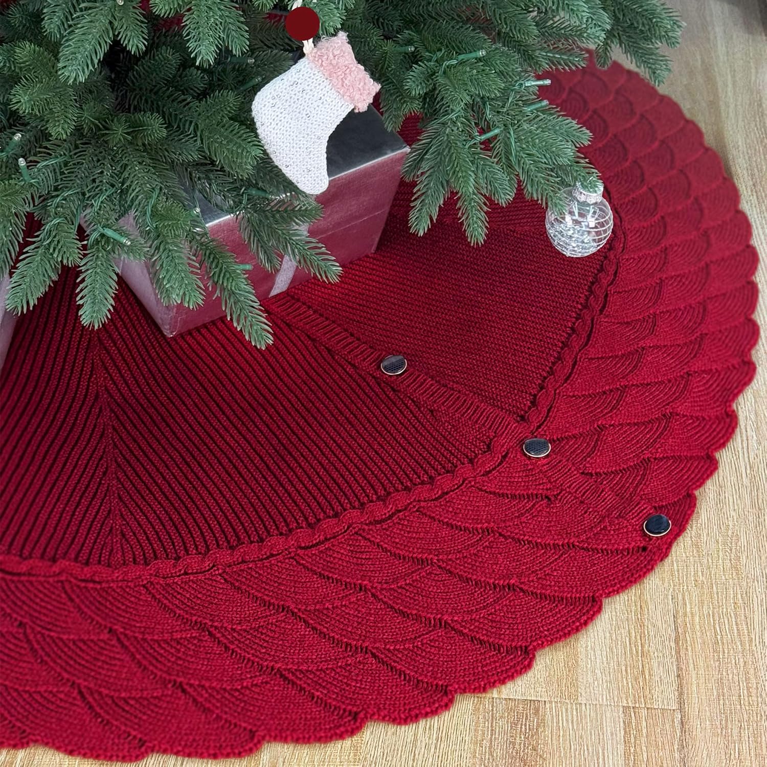 60-Inch Knitted Christmas Tree Skirt with Mermaid Stitch Pattern and Fishscale Buttons, Machine Washable, Red