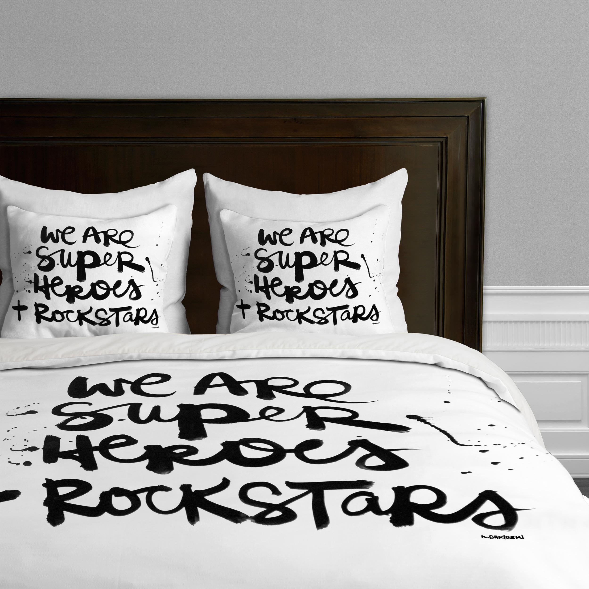 Funda de edredón Kal Barteski Superheroes de Deny Designs para cama Twin y Twin XL