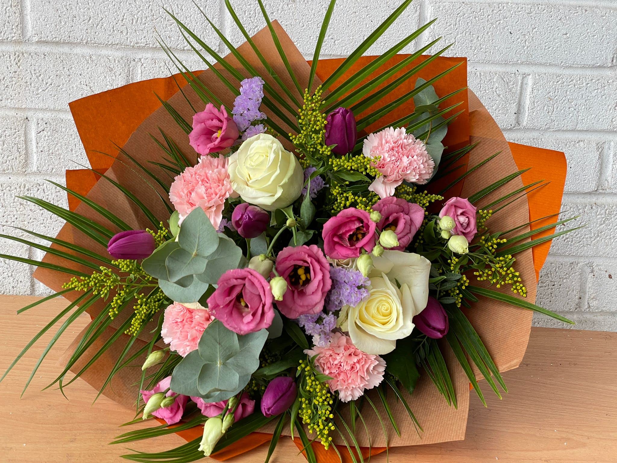 Stunning Amazon Flowers, Fresh Flowers a Beautiful Gift for Different Occasions Like Birthdays, Anniversaries, to let Them Know How Much You are Thinking of Them.
