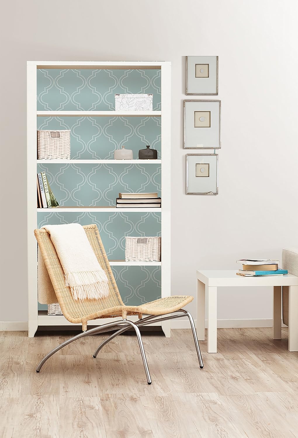 NuWallpaper NU1826 Slate Quatrefoil Peel & Stick Wallpaper, Blue