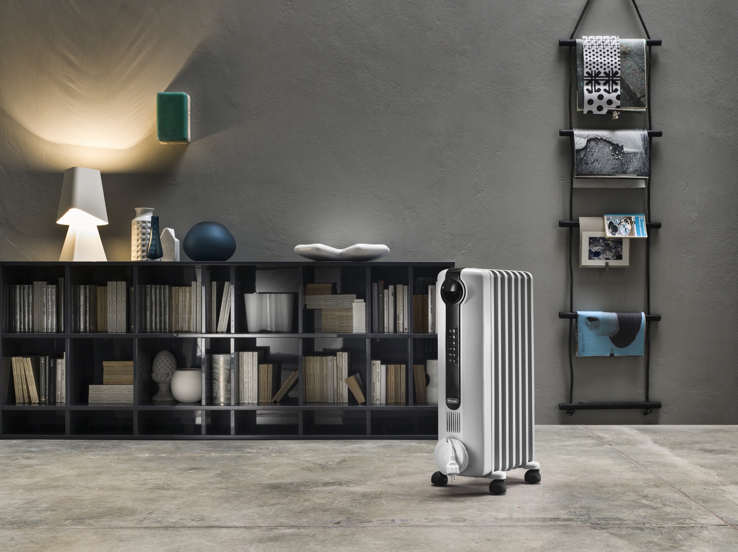 DELONGHI De'Longhi TRRS0715E 1.5KW Oil Filled Radiator-White, Plastic :  Amazon.co.uk: Home u0026 Kitchen