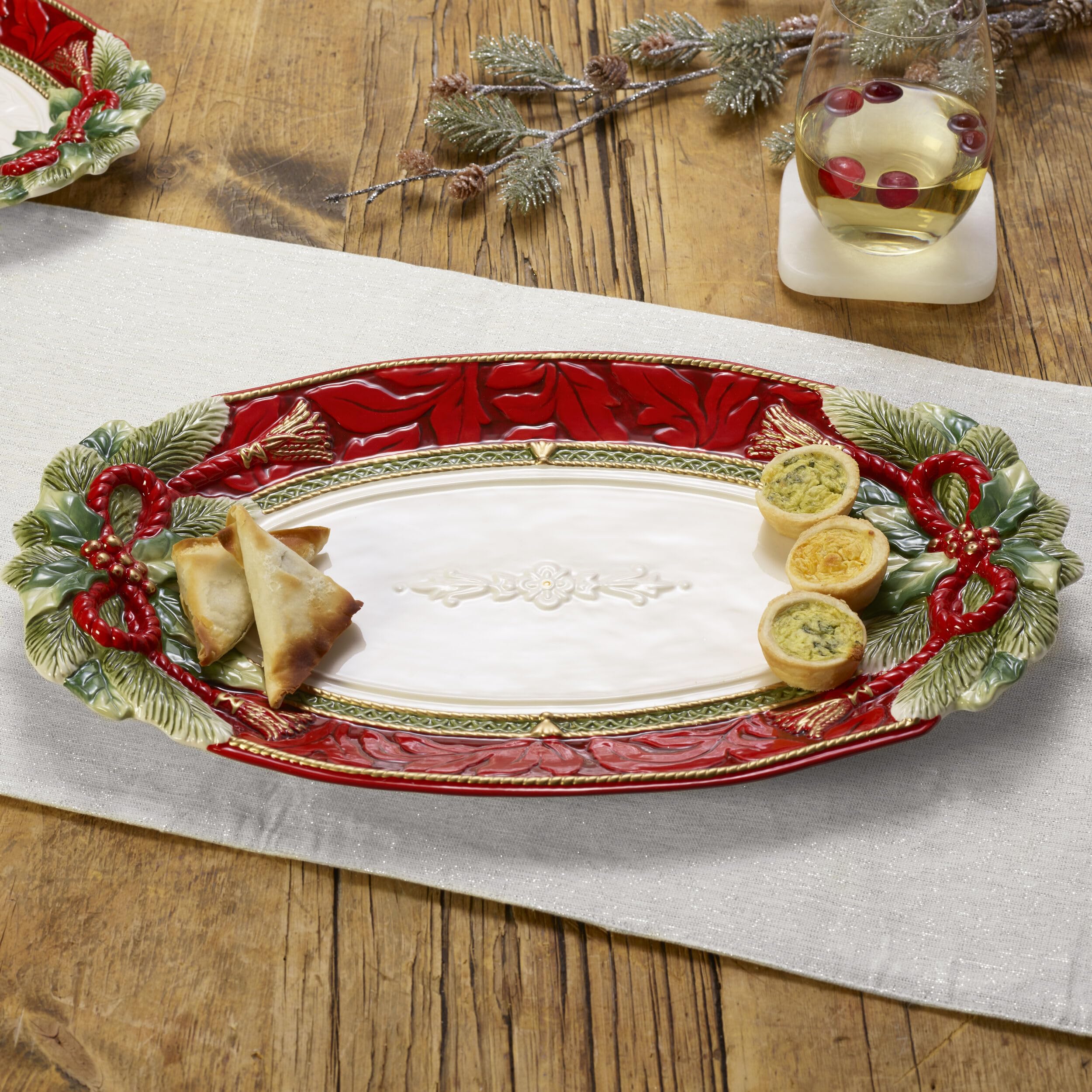 Amazon.com | Fitz and Floyd Holiday Home Poinsettia Trim Serving