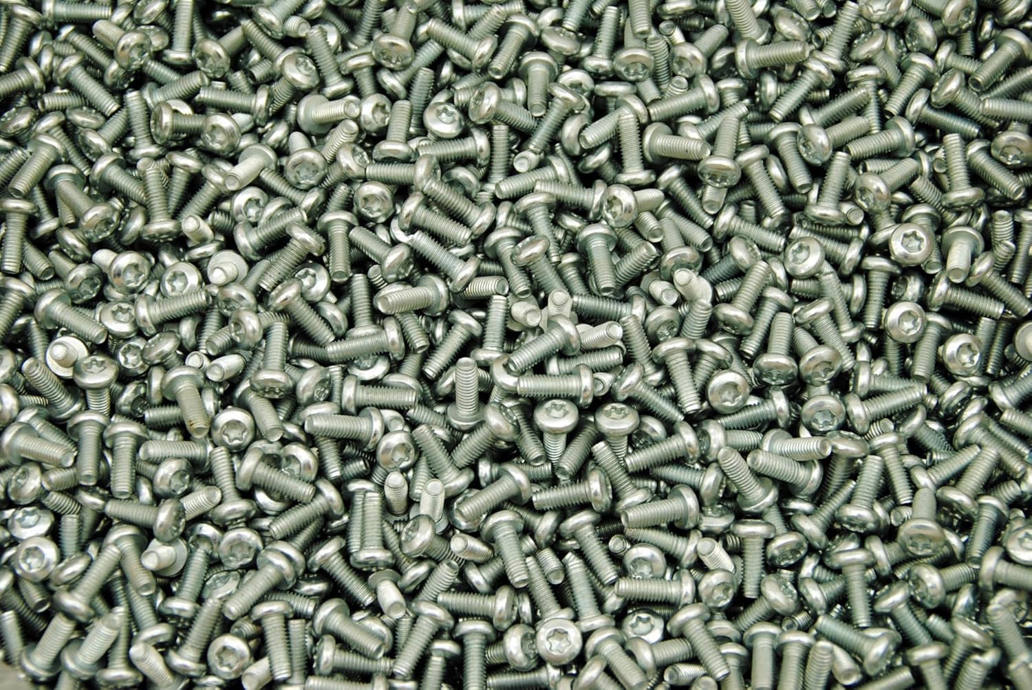 (1000) Torx Pan Head 10-32 x 1/2 Thread Rolling Trilobe Panel Screws #10 Zinc