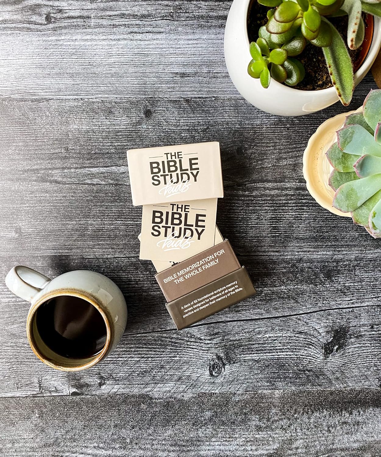 Memory Verse Cards for Kids: 52 illustrated Bible memory cards for kids of all ages