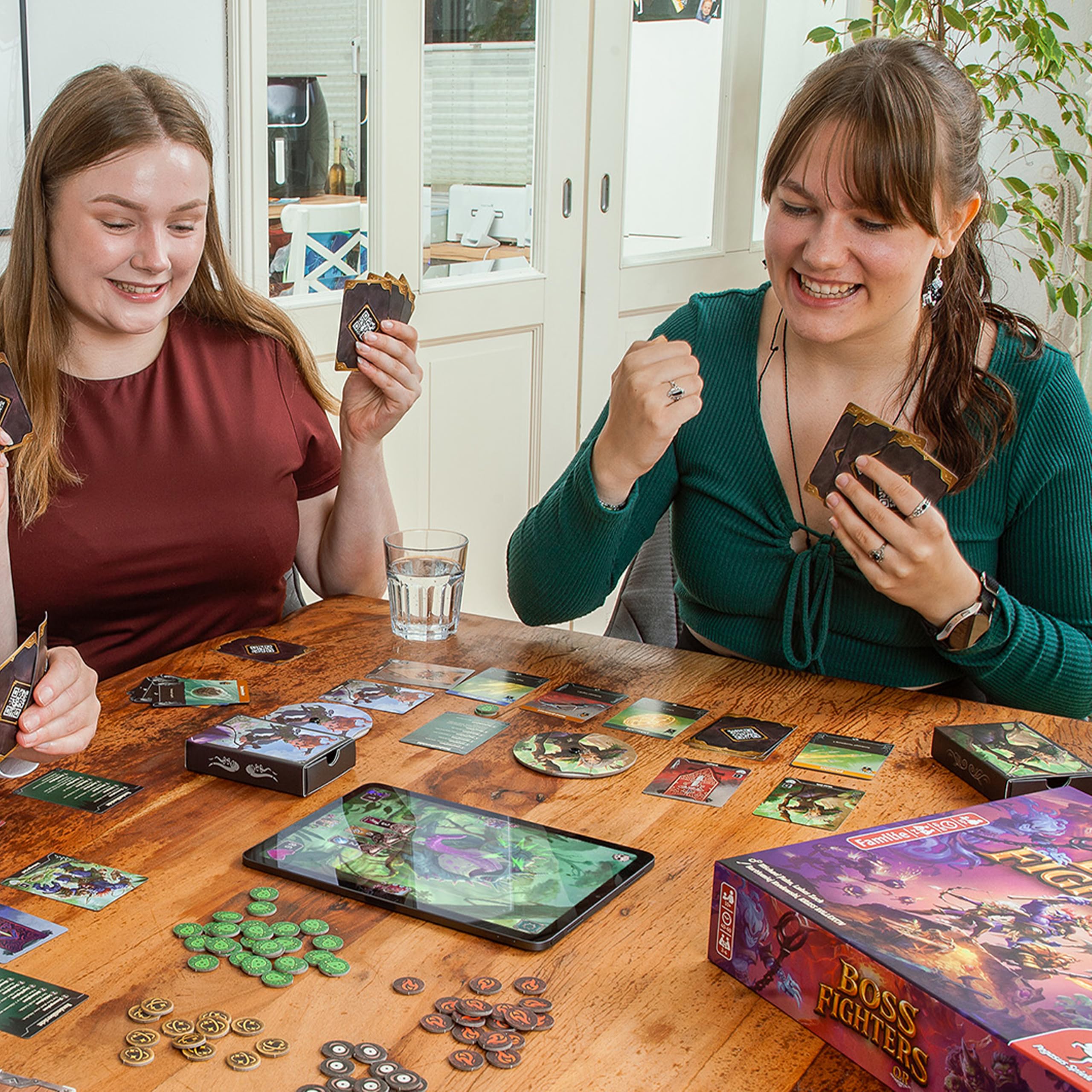 Asmodee – BOSS FIGHTER QR – Gioco da Tavolo Fantasy di Strategia