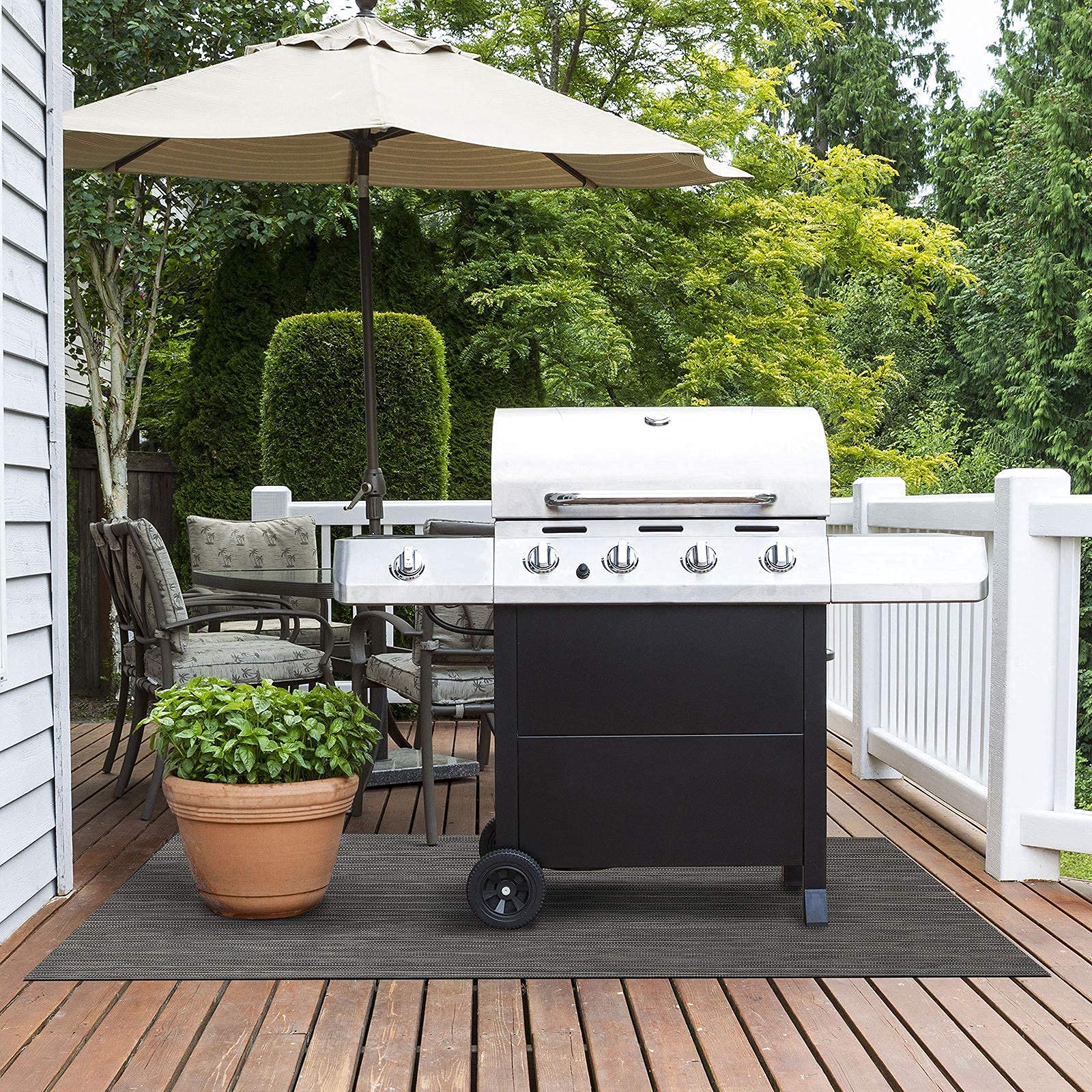 Floordirekt Génova - Esterilla protectora para barbacoa, protección para barbacoa de gas y barbacoa de carbón vegetal para exteriores y jardín, difícilmente inflamable, 180 x 180 cm