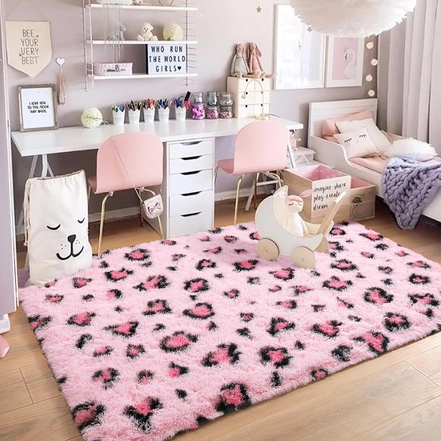 HOMORE Leopard Print Rugs, 4x6 Feet Pink Leopard Rug for Girls Bedroom, Soft Cheetah Print Rugs for Living Room Western Decor, Modern Indoor Fluffy Area Rug for Kids Nursery Dorm Decor