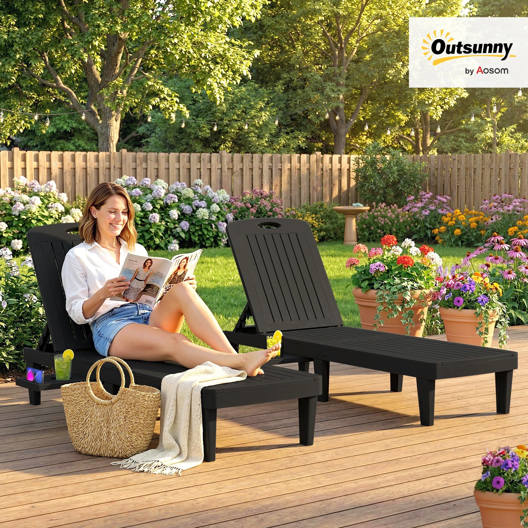 Outsunny Pack de 2 Tumbonas de Jardín Exterior Reclinables de PP, Negro | Bandeja Lateral, Respaldo Ajustable de 5 Niveles, Resistentes a la Intemperie, para Playa, Piscina