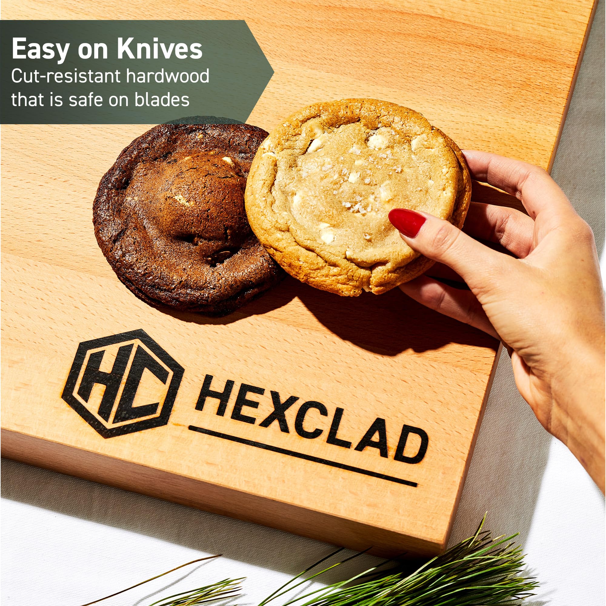 HexClad Tagliere extra large in legno di faggio, reversibile, per tagliare, tagliare o servire salumi, 61 x 45 cm
