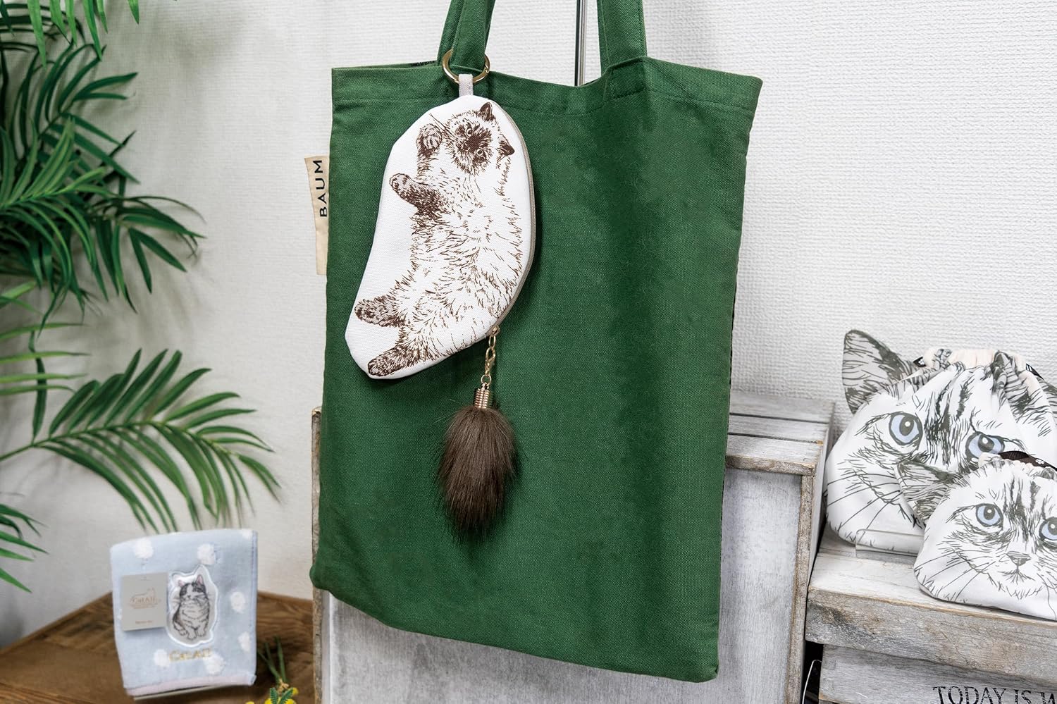 【Cat All】 ネコ ﾀﾞｲｶｯﾄ ポーチ 猫 グッズ プレゼント 小物 ポーチ メイク (グレー) 誕生日 クリスマス