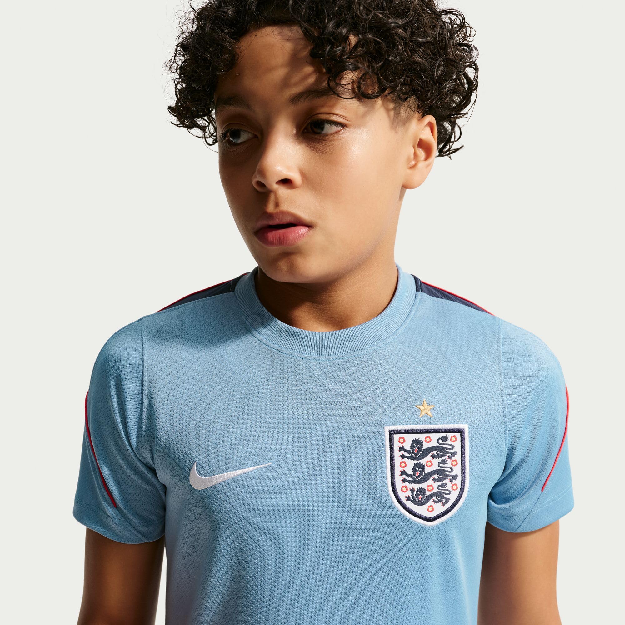 Nike England Strike Nike Football Dri-Fit Kurzarmshirt für Ältere Kinder Maglietta a Maniche Corte Unisex - Bambini e Ragazzi