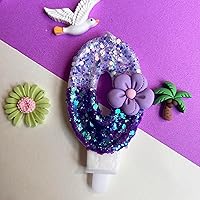 Vista 5 de Velas número 0, velas de cumpleaños con número de flor morada para pastel, velas de números morados que crean un ambiente romántico y cálido