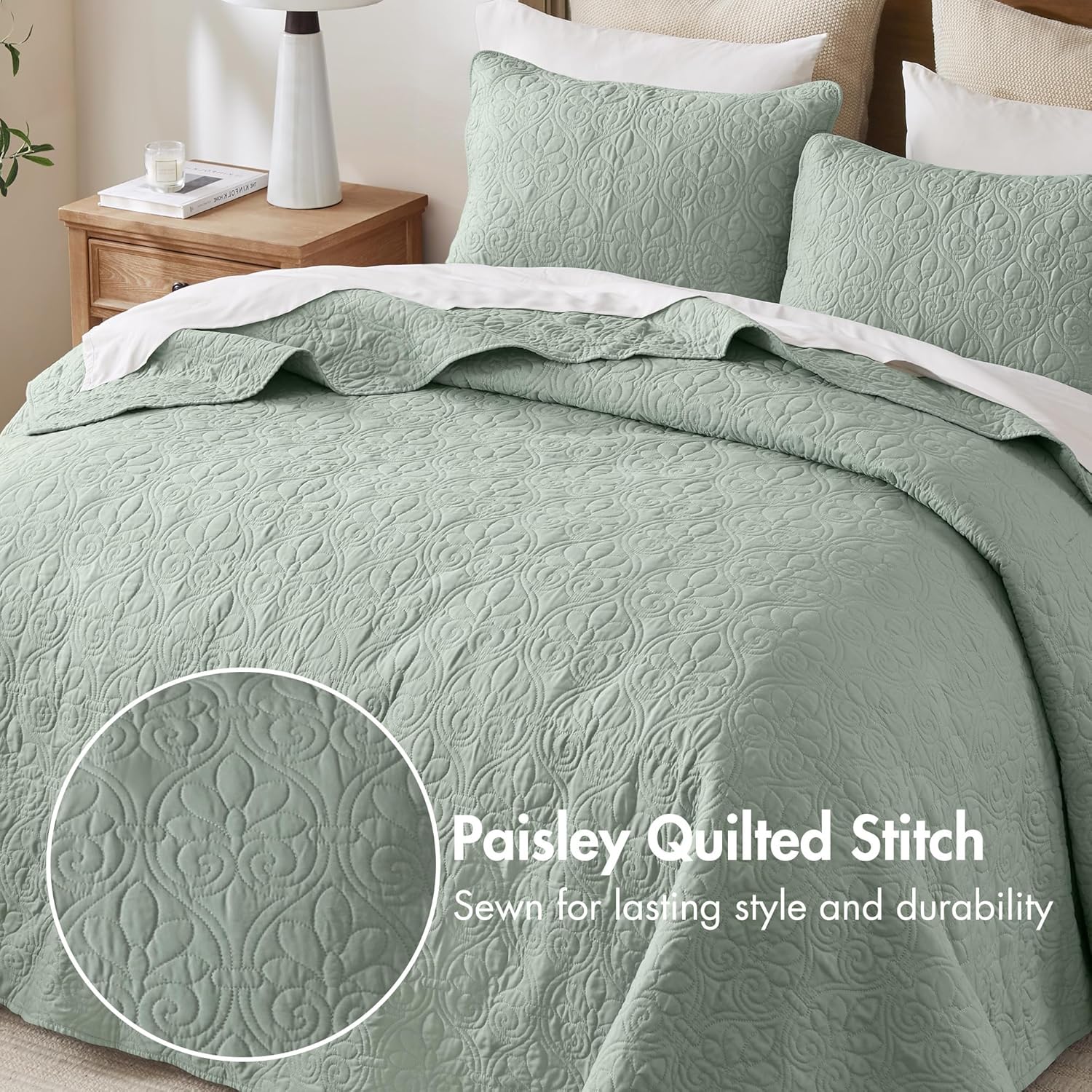Madison Park Quebec Reversible Quilt Set Damask Design, Double Sided Stitching All Season, Lightweight Bedspread Bedding Set, Matching Sham, Seafoam, Queen(102"x118") 3 Piece