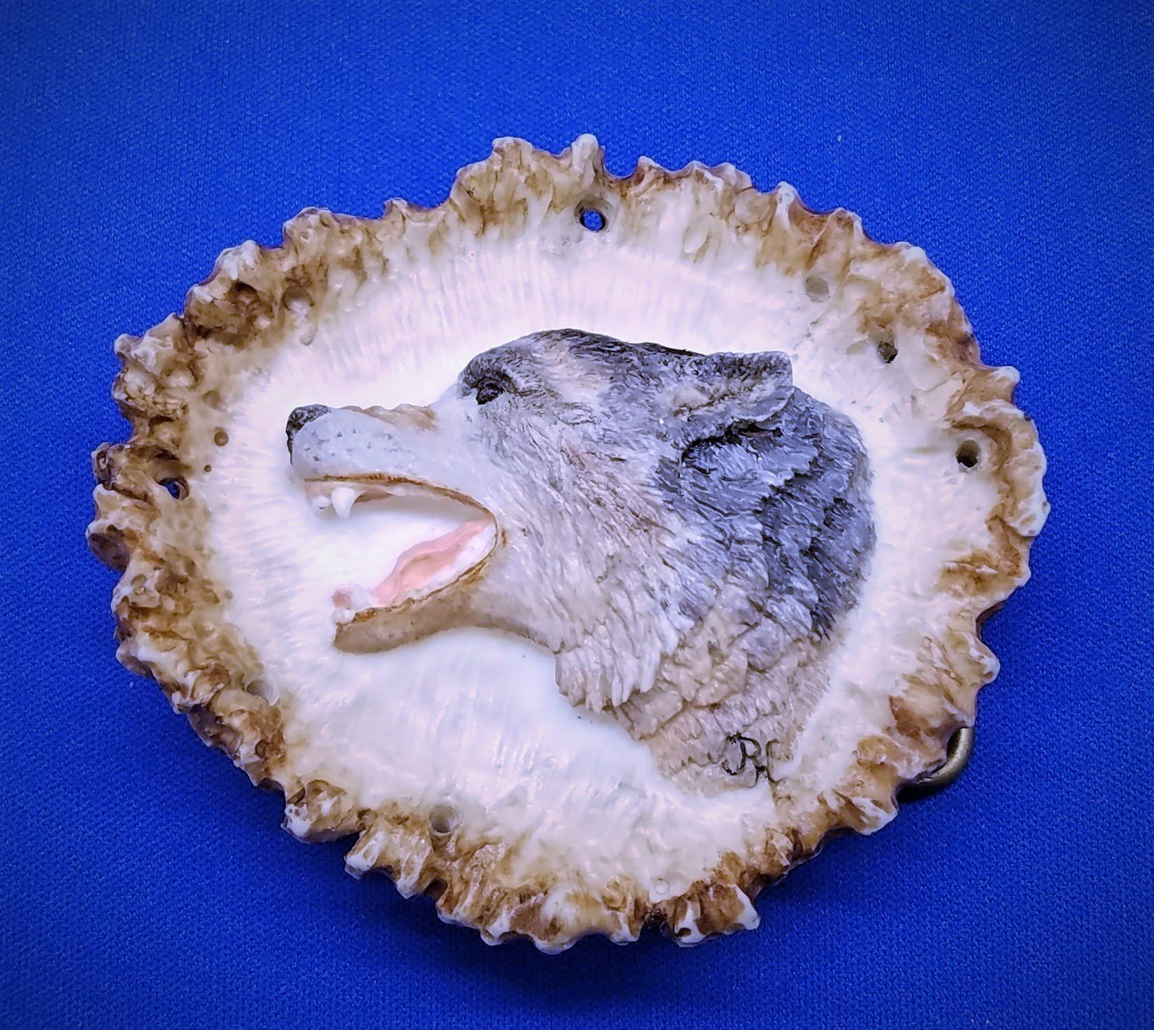 WOLF BELT BUCKLE