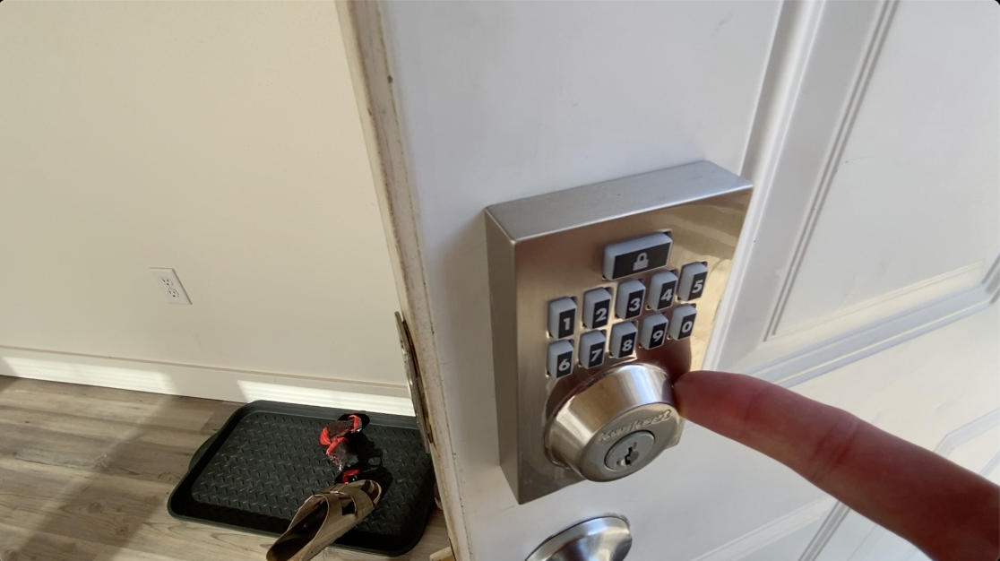 Best Keyless Entry Lock? | Kwikset Keypad SmartCode Deadbolt