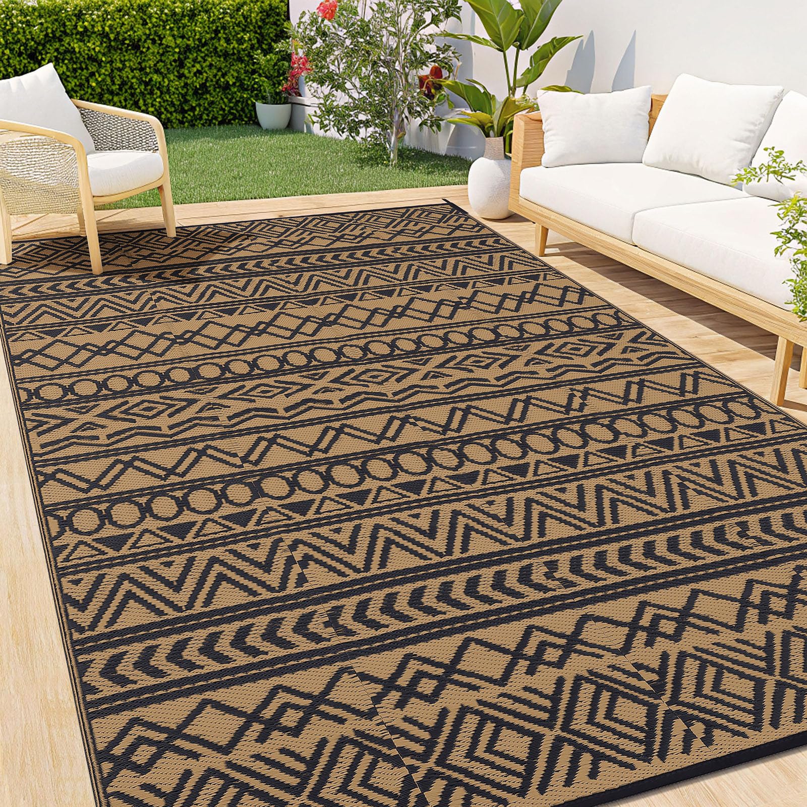 smiry Outdoor Rug for Patios Waterproof, Anti-slip Reversible Garden Rugs Plastic Straw Carpet UV Resistant Area Rugs for Camping, Deck, Beach, Picnic, Backyard(180 X 270 cm, Black & Brown)