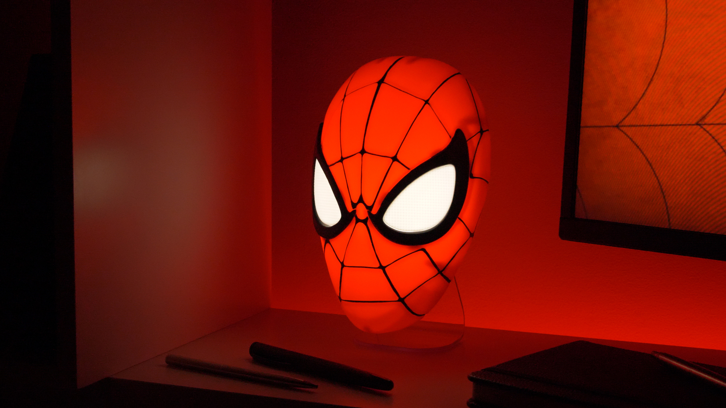 Amazon.com: Paladone Spiderman Mask Light - Officially Licensed
