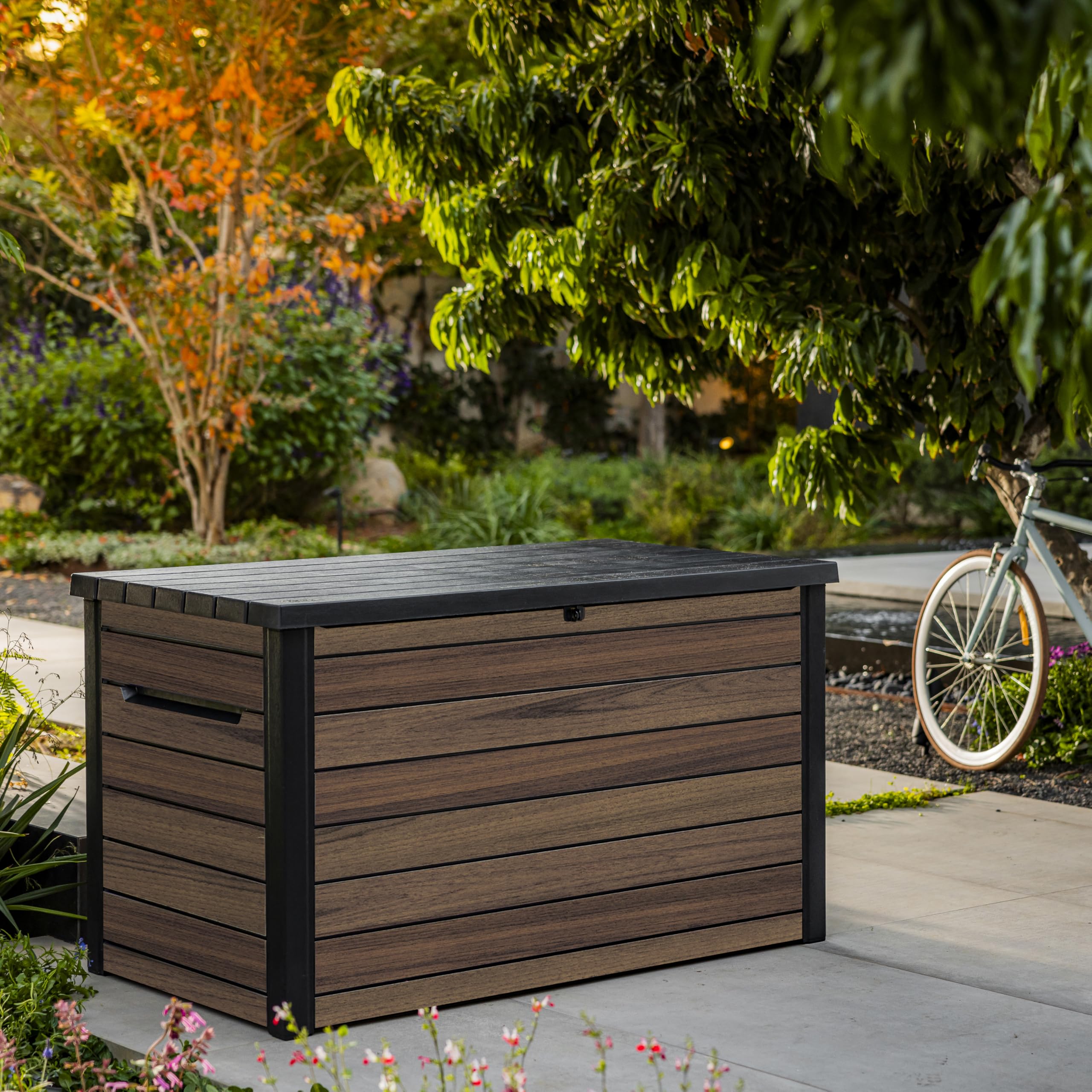 Keter Signature Ontario 870L Outdoor Storage Box – Rosewood | Weather‑Resistant Wood‑Look Storage Box with Lockable Lid, Extra Seating for 2, UV‑Protected Garden Storage - 3