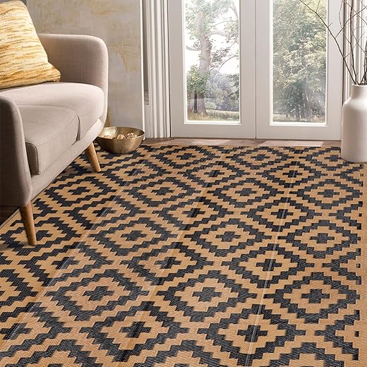 SAND MINE Reversible Mats, Plastic Straw Rug, Modern Area Rug, Large Floor Mat and Rug for Outdoors, RV, Patio, Backyard, Deck, Picnic, Beach, Trailer, Camping, Black & Brown, 5' x 8'