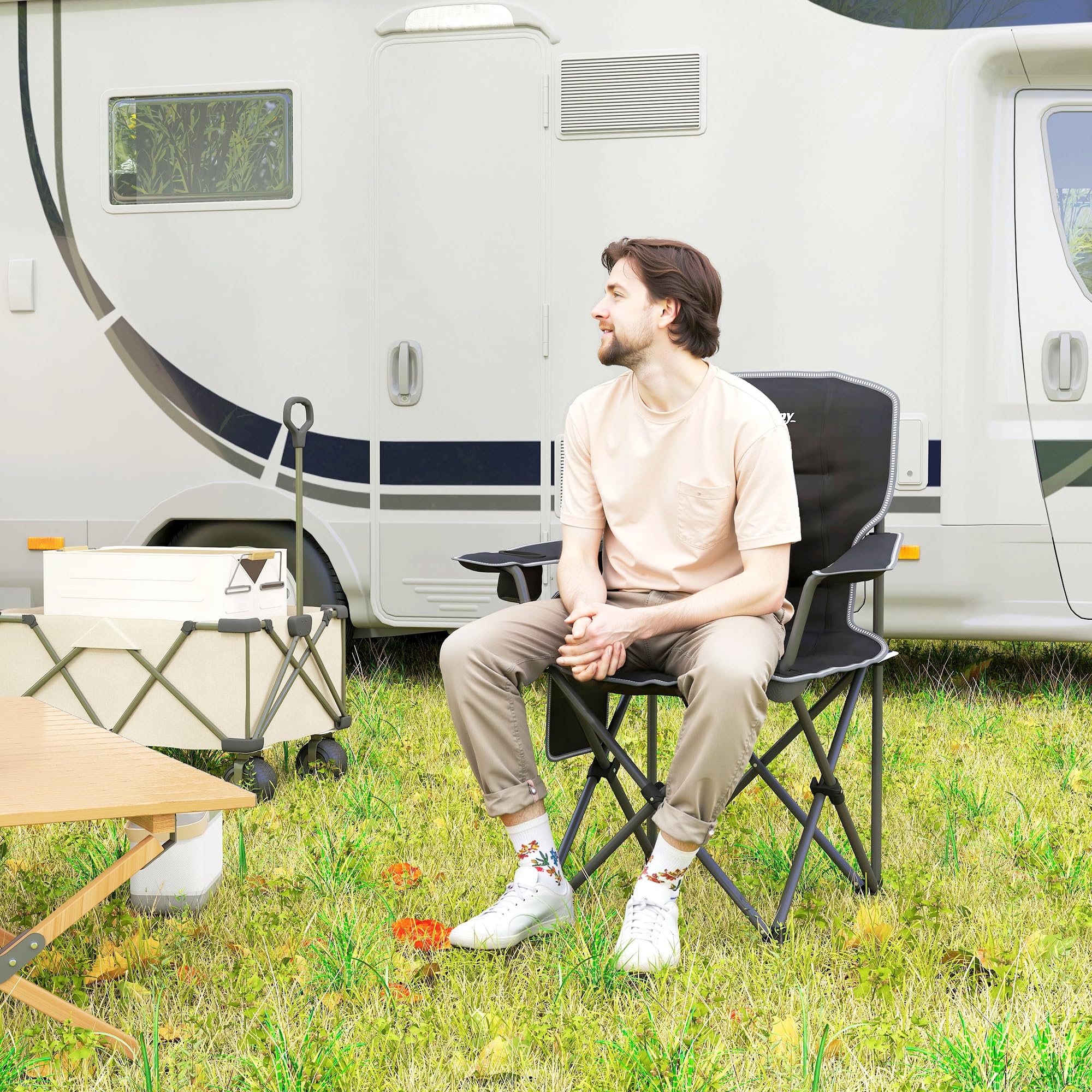 Outsunny Chaise Pliante Camping, Chaise de pêche Portable, siège rembourré, Porte-gobelets, Poches latérales et Sac de Transport, Fauteuil Pliant pour randonnée, pêche, Plage et Pique-Nique, Noir