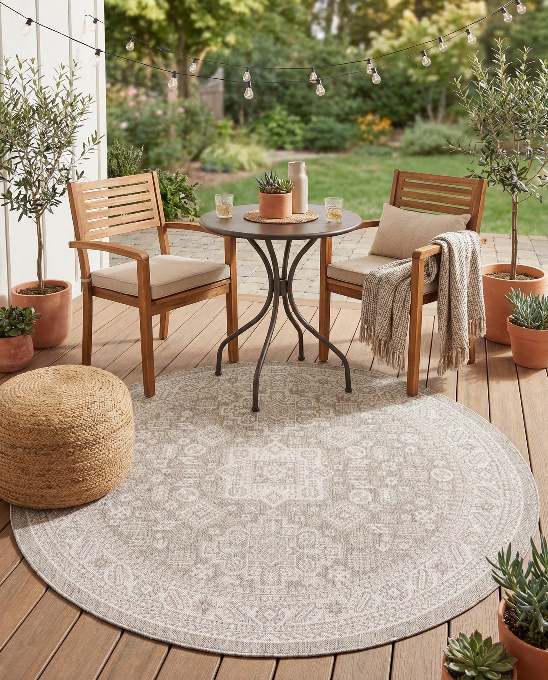 Rugs.com Outdoor Aztec Rug