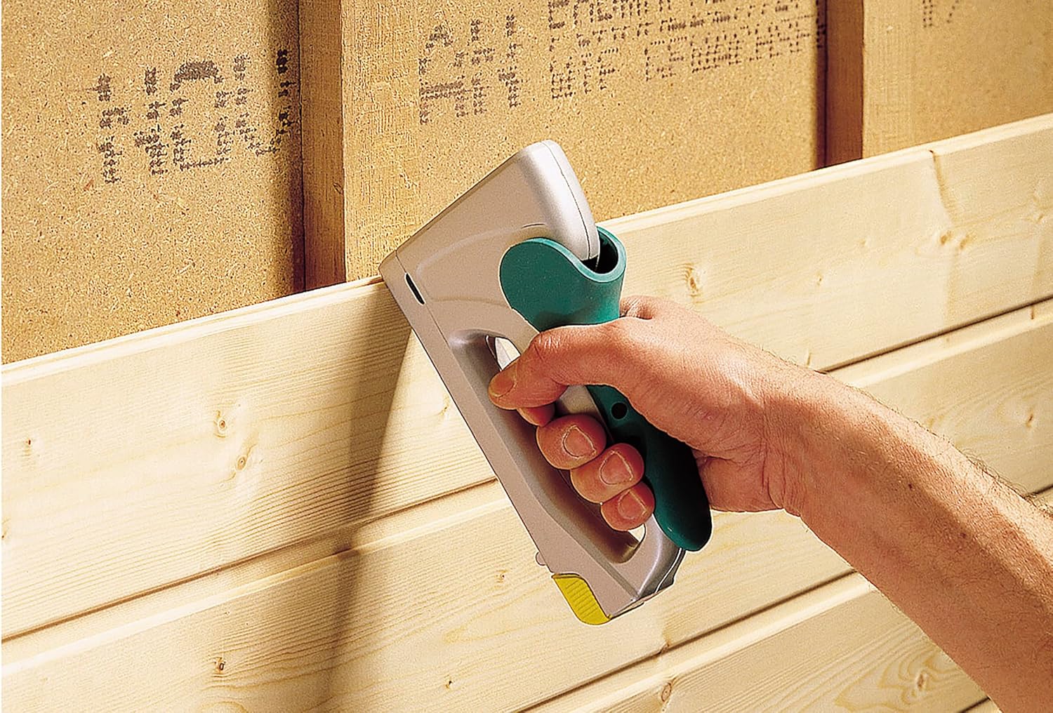 Wolfcraft 7081000 Tacocraft Type 053 Hand Tacker with Casing Made of Metal for Staples 6-14mm