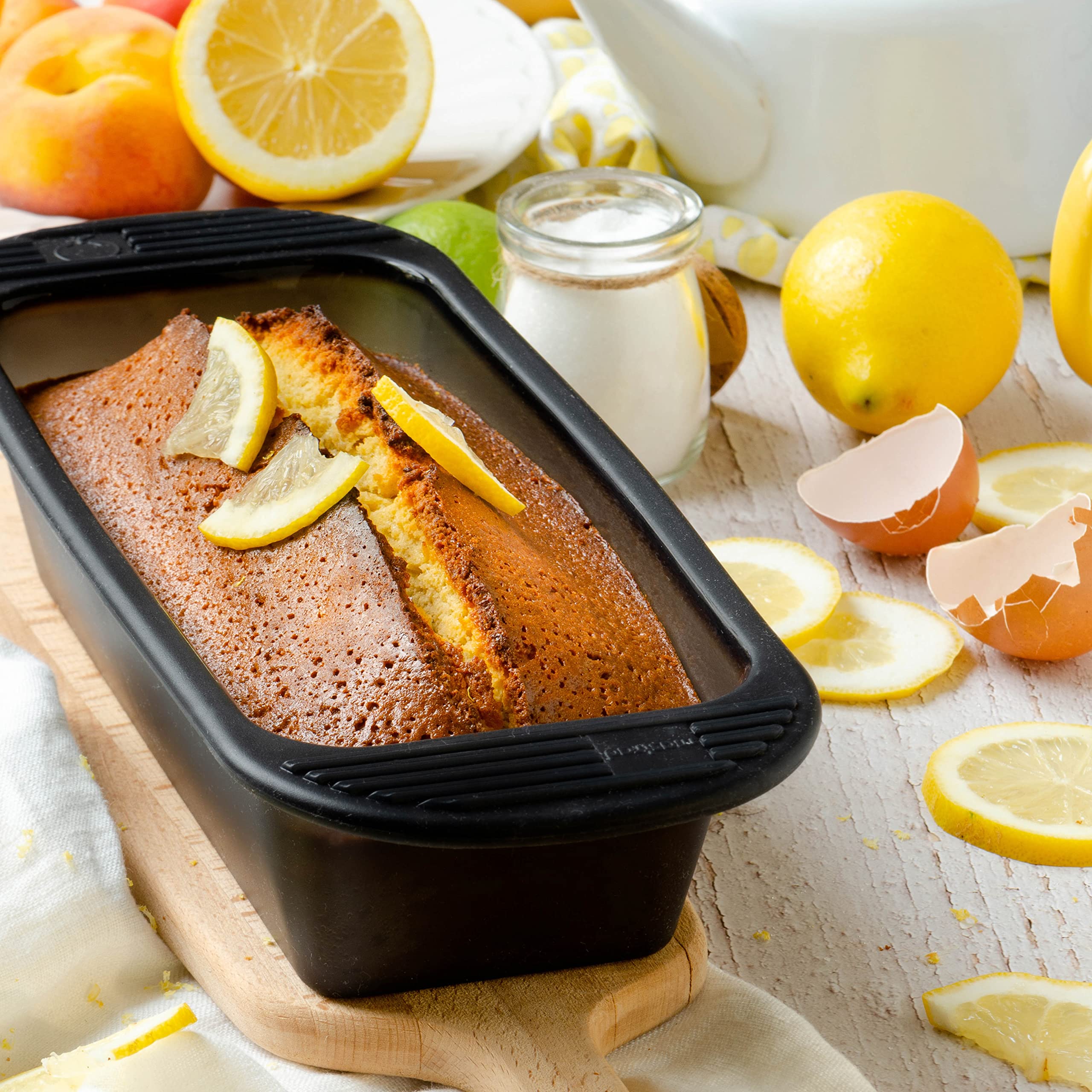 MASTRAD - Moule 8 Canneles - 100% Silicone Premium - Anti-Adhésif - Maintien Parfait - Gris Fumé