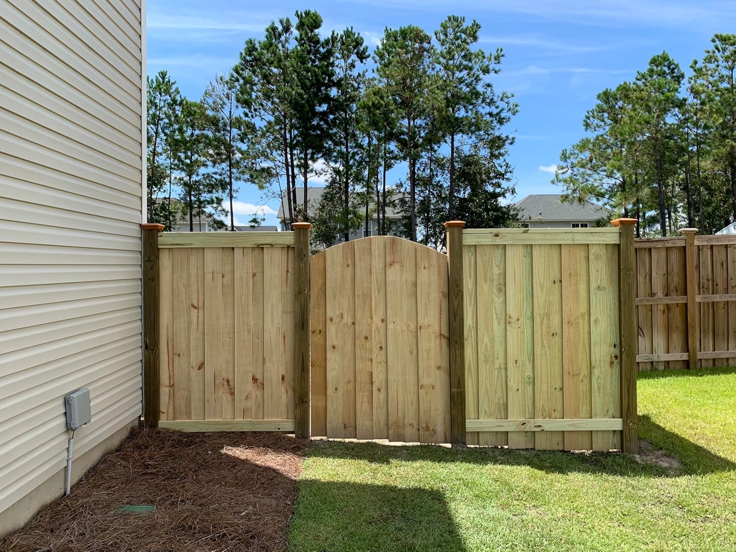 4x4 Wood Pyramid Post Cap by Captiva - One-Piece Miterless - 3/8" Extended Lip - (3-1/2" x 3-1/2")