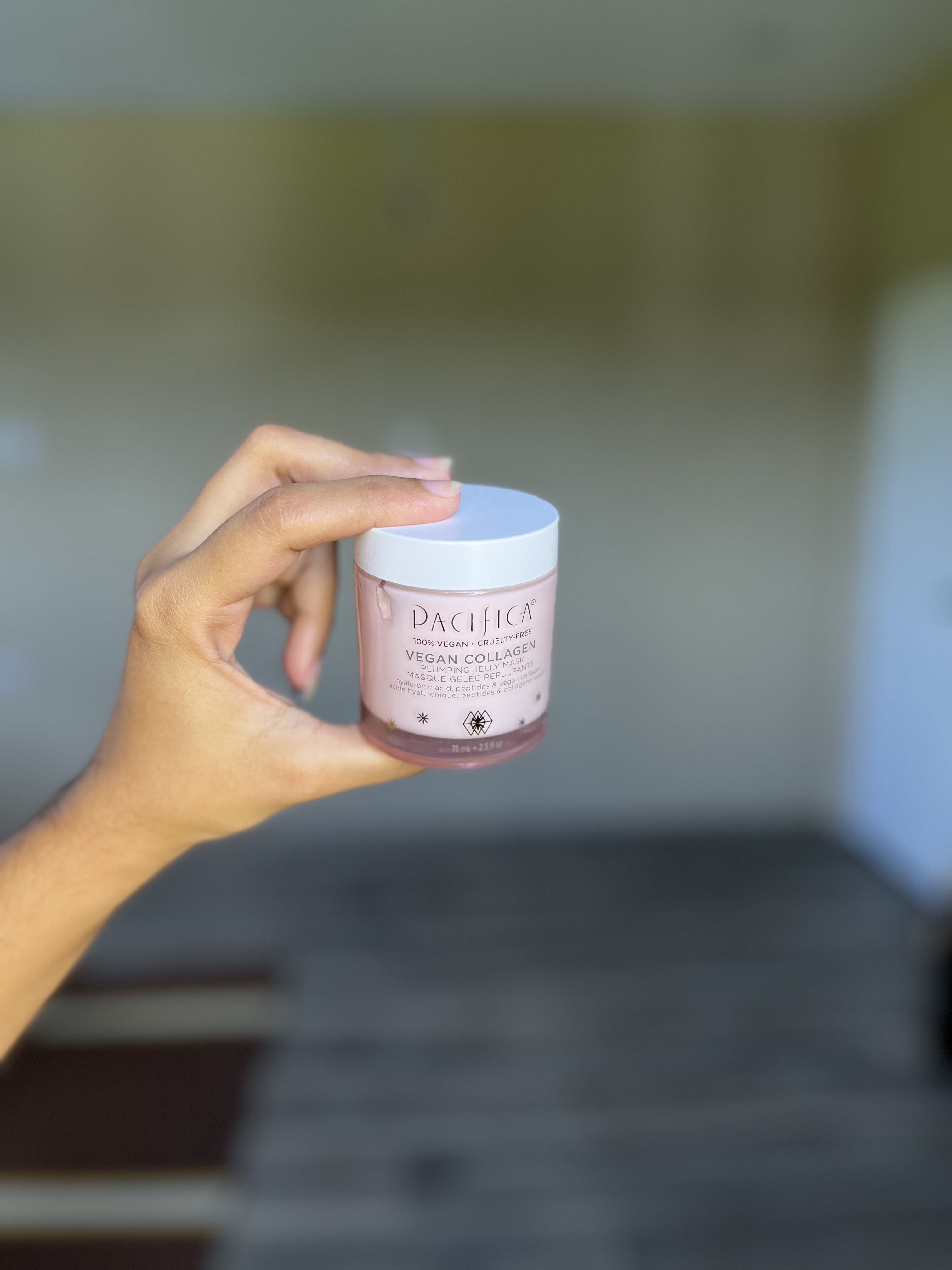 Watch Pacifica Vegan Collagen Plumping Jelly Mask on Amazon Live
