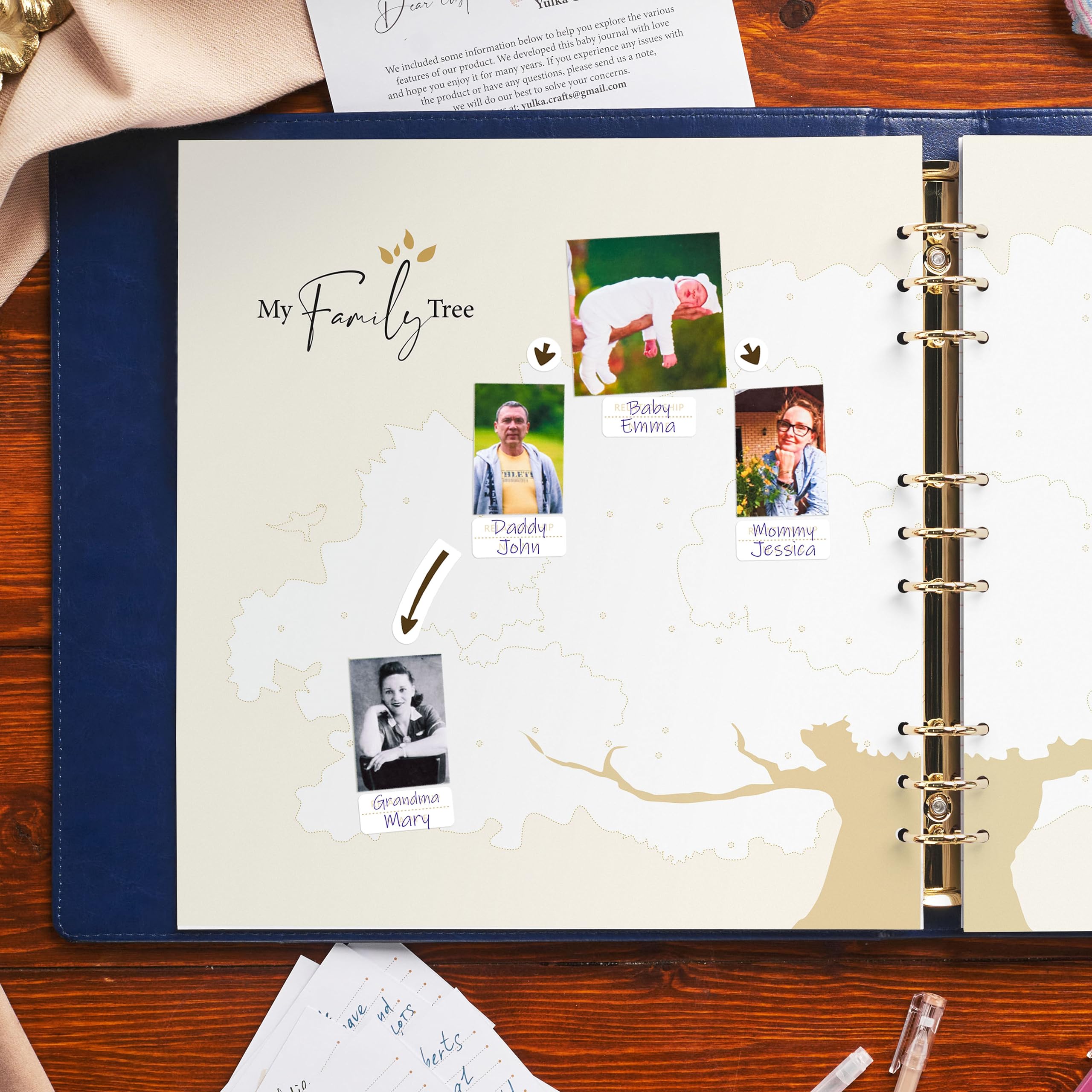 Album di album per bambini rilegato in pelle con impronte di bambini, adesivi per pietre miliari | classico libro di memoria per neonati e ragazze, bellissimo set regalo
