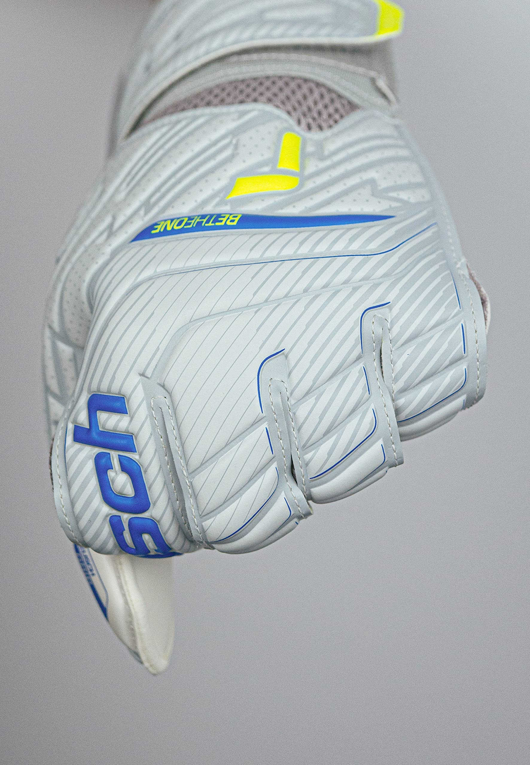Reusch Guantes de Portero Unisex para Hombre con Costura Exterior y Revestimiento de Agarre, adecuados para Todas Las Superficies de Campo de Juego, Guantes de fútbol para Adultos