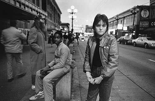 Vista 2 de Streetwise Tiny The Life of Erin Blackwell (The Criterion Collection) Blu-ray