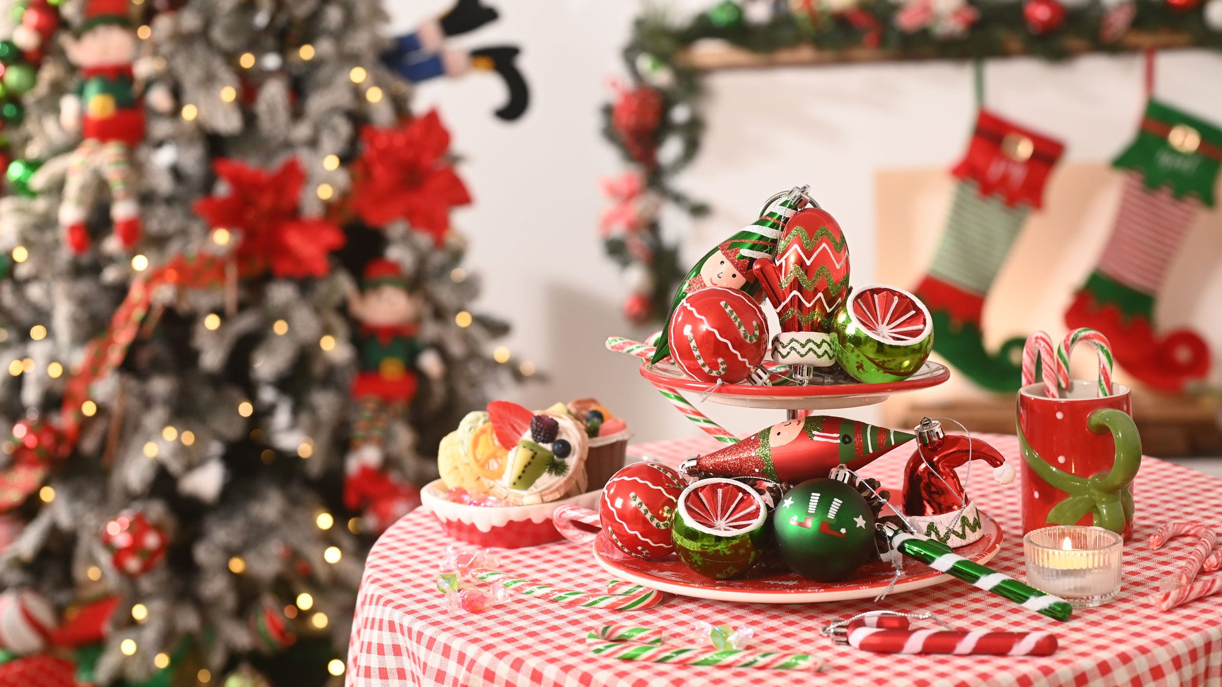 Amazon.com: Valery Madelyn Christmas Ball Ornaments, 40ct Elf Red